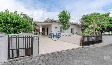 Casa com 4 dormitórios à venda, 172 m² por R$ 650.000,00 - Água Verde - Blumenau/SC