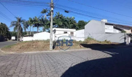 Terreno de Esquina Plano no Bairro Bela Vista em Gaspar