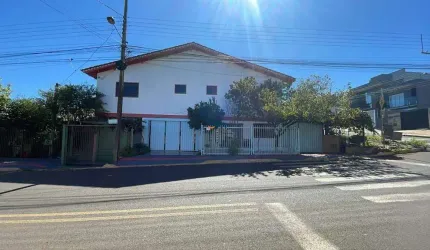 Casa para Locação no Bairro Cristo Rei