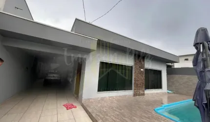 CASA SEMIMOBILIADA DE 4 QUARTOS SENDO 1 SUÍTE NO BAIRRO BARRA DO RIO