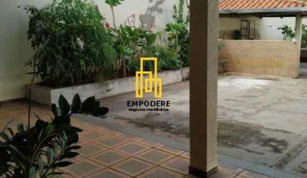 Casa para Venda em Uberlândia, Cidade Jardim, 5 dormitórios, 2 suítes, 2 banheiros, 15 vagas