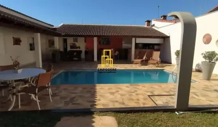 Casa para Venda em Uberlândia, Cidade Jardim, 3 dormitórios, 1 suíte, 2 banheiros, 2 vagas