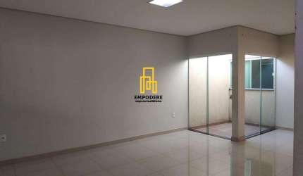 Casa para Venda em Uberlândia, Tocantins, 3 dormitórios, 1 suíte, 1 banheiro, 3 vagas