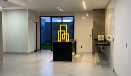 Casa para Venda em Uberlândia, Saraiva, 3 dormitórios, 1 suíte, 2 banheiros, 2 vagas
