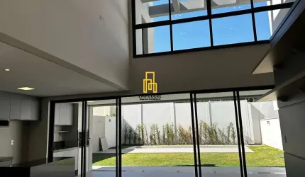 Casa em Condomínio para Venda em Uberlândia, Condomínio Varanda Sul, 4 dormitórios, 4 suítes, 5 banheiros, 2 vagas