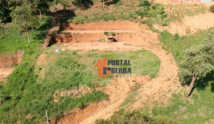 Terreno à venda, 2902 m² por R$ 140.000 - Pessegueiros - Teresópolis/RJ