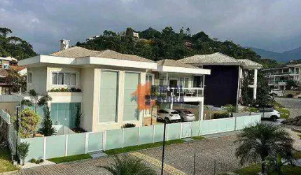Casa com 4 quartos à venda, 340 m² por R$ 2.300.000 - Panorama - Teresópolis/RJ