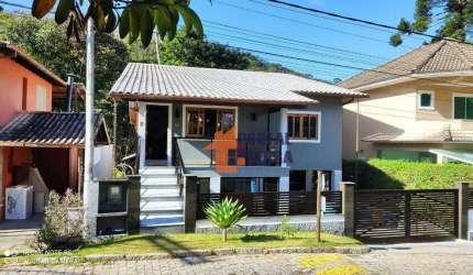 Casa com 4 quartos à venda, 250 m² por R$ 1.280.000 - Cascata do Imbuí - Teresópolis/RJ