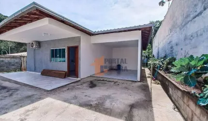 Casa linear com 3 quartos à venda, 117 m² por R$ 580.000 - Albuquerque - Teresópolis/RJ