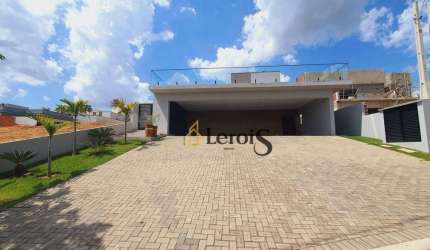 Casa com 3 dormitórios à venda, 400 m² por R$ 2.380.000,00 - Condominio Portal dos Bandeirantes - Salto/SP
