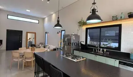Casa com 3 dormitórios à venda, 162 m² por R$ 1.330.000,00 - Condomínio Central Parque - Salto/SP