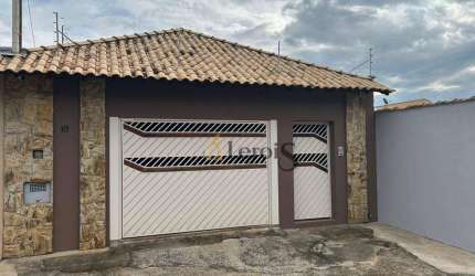 Casa com 3 dormitórios à venda, 158 m² por R$ 620.000,00 - Vila Alcala - Porto Feliz/SP