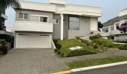 Casa Alto Padrão em Pedra Branca, Palhoça/SC