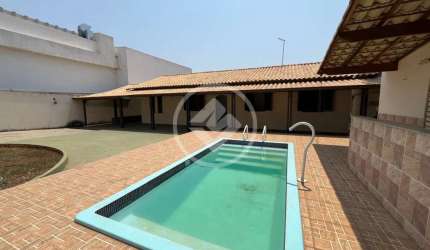 Casa Alto Padrão - Jardim Ipê codigo: 96945