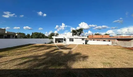 Casa Alto Padrão - Condomínio Vitória Golf - Área constr. 270m² codigo: 103611