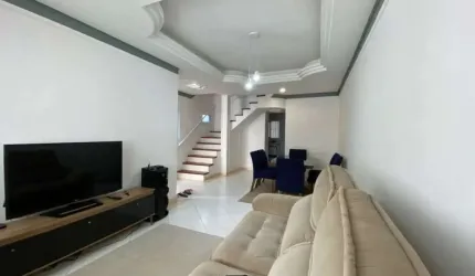 Sobrado com 3 quartos, Caiçara, Praia Grande - R$ 650 mil, Cod: 385