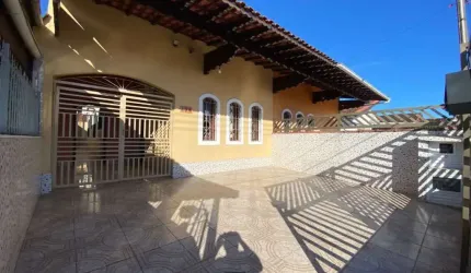 Casa 2 dormitórios jardim real próxima ao mar