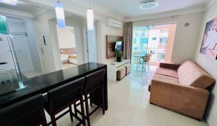Lindo apartamento mobiliado a 300 metros da praia de bombas em bombinhas