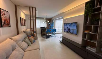 Linda cobertura duplex a 100 metros da Praia de Mariscal