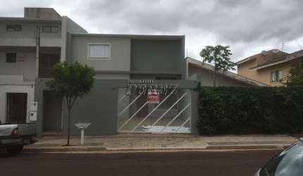 Casa com 4 quartos à venda na Rua Amarílio Bicalho, --, Jardim Burle Marx, Londrina por R$ 850.000