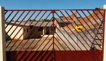 Casa com 2 quartos à venda na Augusto Gomes, --, Jardim das Palmeiras, Londrina por R$ 220.000