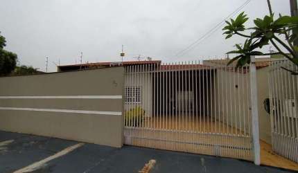 Casa com 3 quartos à venda na Rua Tamuro Hironaka, --, Jardim Império do Sol, Londrina por R$ 750.000
