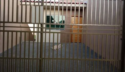 Casa com 4 quartos à venda na Rua Francisco Alves Sobrinho, --, Portal de Versalhes 2, Londrina por R$ 550.000
