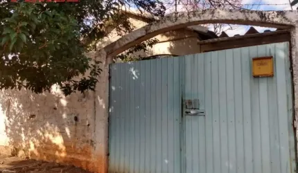 Casa com 3 quartos à venda na Rua Pinheiro, --, Leonor, Londrina por R$ 350.000