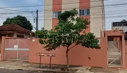 Apartamento com 3 quartos à venda na Rua Argentina, --, Vila Larsen 1, Londrina por R$ 400.000