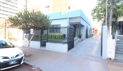 Casa com 3 quartos à venda na Rua Mato Grosso, --, Centro, Londrina por R$ 1.100.000