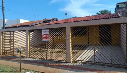 Casa com 3 quartos à venda na Rua Luiz Viotti, --, Jardim Belo Horizonte, Londrina por R$ 430.000
