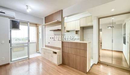 Apartamento com 3 quartos para alugar na Avenida José Gabriel de Oliveira, --, Aurora, Londrina por R$ 2.290