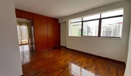 Cobertura à venda no bairro Centro, em Juiz de Fora - MG