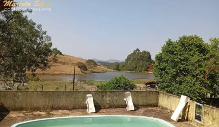 SITIO  COM  NASCENTES ,  TOLEDO - MG