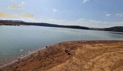 PÉ NA ÁGUA , CHÁCARA 5.800m²  ,   VARGEM - SP