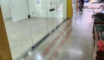 Sala para alugar, 36 m² por R$ 2.100,00/mês - Centro - Atibaia/SP