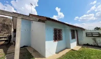 Vende-se casa em condominio