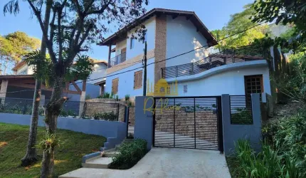 Village com 4 dormitórios à venda, 330 m² por R$ 1.390.000,00 - Granja Viana II - Cotia/SP