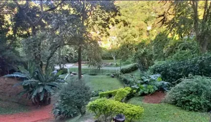 Casa à venda na região de Itaipava em condomínio!!!