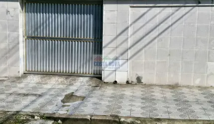 Casa com 157m², são 2 quartos, 2 banheiros, garagem para 3 carros. Bairro Esplanada dos Barreiros