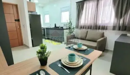 Studio à venda, mobiliado, 1 banheiro, 1 vaga, a uma quadra da praia no José Menino, em Santos