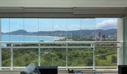 Apartamento à venda no Parque da Enseada. 3 suítes, vista para o mar  e lazer completo.