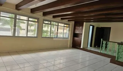 Apartamento a venda com 265m², 3 dormitórios  sendo 1 Suíte, 4 banheiros, 2 vagas, bairro Aparecida