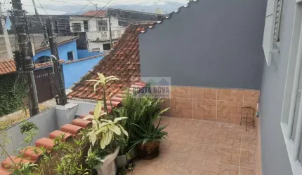 Sobrado isolado com 5 dormitórios (3 suítes) a 300m da praia no Mirim ? 190m² e 3 vagas