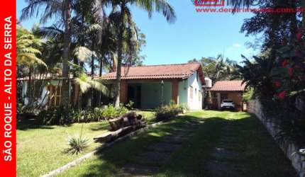 Chácara à venda em São Roque-SP, Alto da Serra - Jardins Alpes Paulista: 2 quartos, 1 suíte, 2 salas, 1 banheiros, 273,40 m².