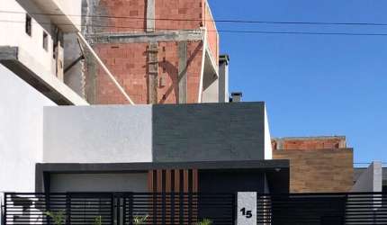 Linda Casa no Condomínio Santori – Bairro Fazenda Velha