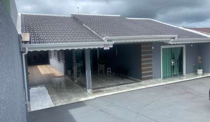 Linda residência à venda no Jardim Dalla Torre, Bairro Passaúna em Araucária