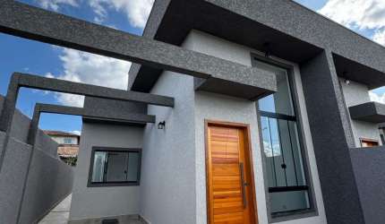 Casa com excelente acabamento no Capela Velha - Araucária