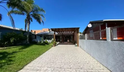 Oportunidade Única! Casa de 2 Dormitórios em Tramandaí por  Apenas R$250 Mil!