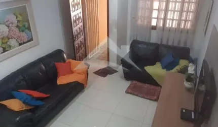 Sobrado à venda, 3 quartos, 1 vaga, Jardim Beatriz - Taboão da Serra/SP